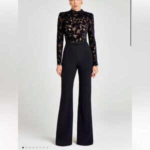 ✨NWT✨ Nadine Merabi Eleanor Wide Leg Jumpsuit Black Velvet Long Sleeve Size 8